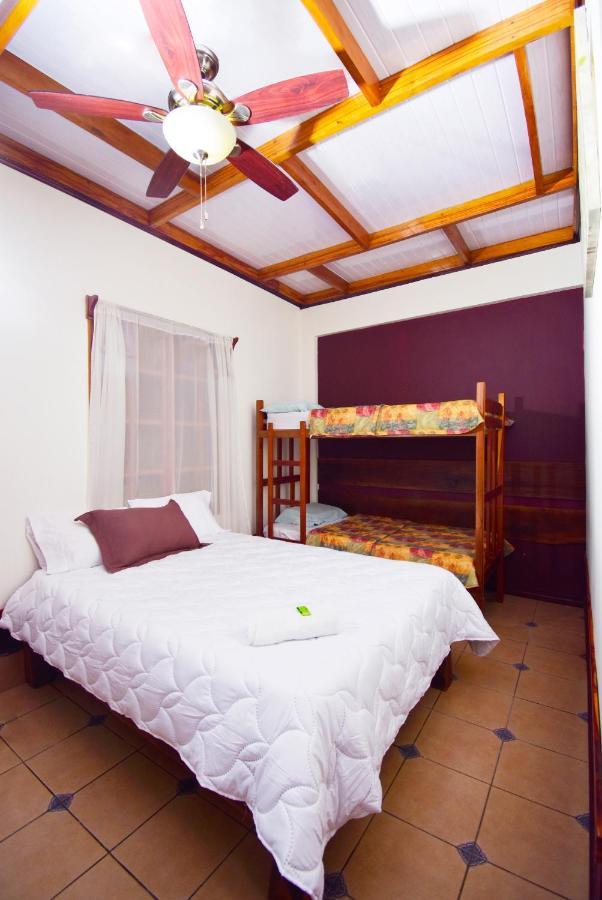 |Hotel Riviera Sabalito ภายนอก รูปภาพ